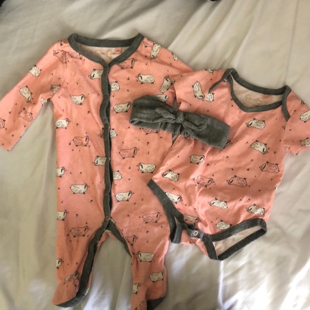 Jessica Simpson Baby Pajama Set